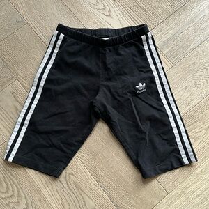 Adidas black bike shorts in XS